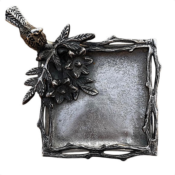 Silver Tone Metal Floral Bird Serving Trinket Tray Plate 6”x 6” - Picture 2 of 9